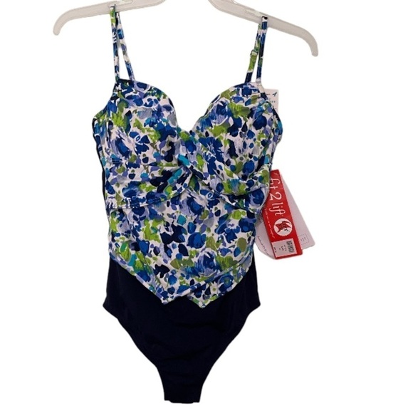 fit 4 U Other - New one piece women’s bathing suit by fit 4 U w/padded bra adjustable straps